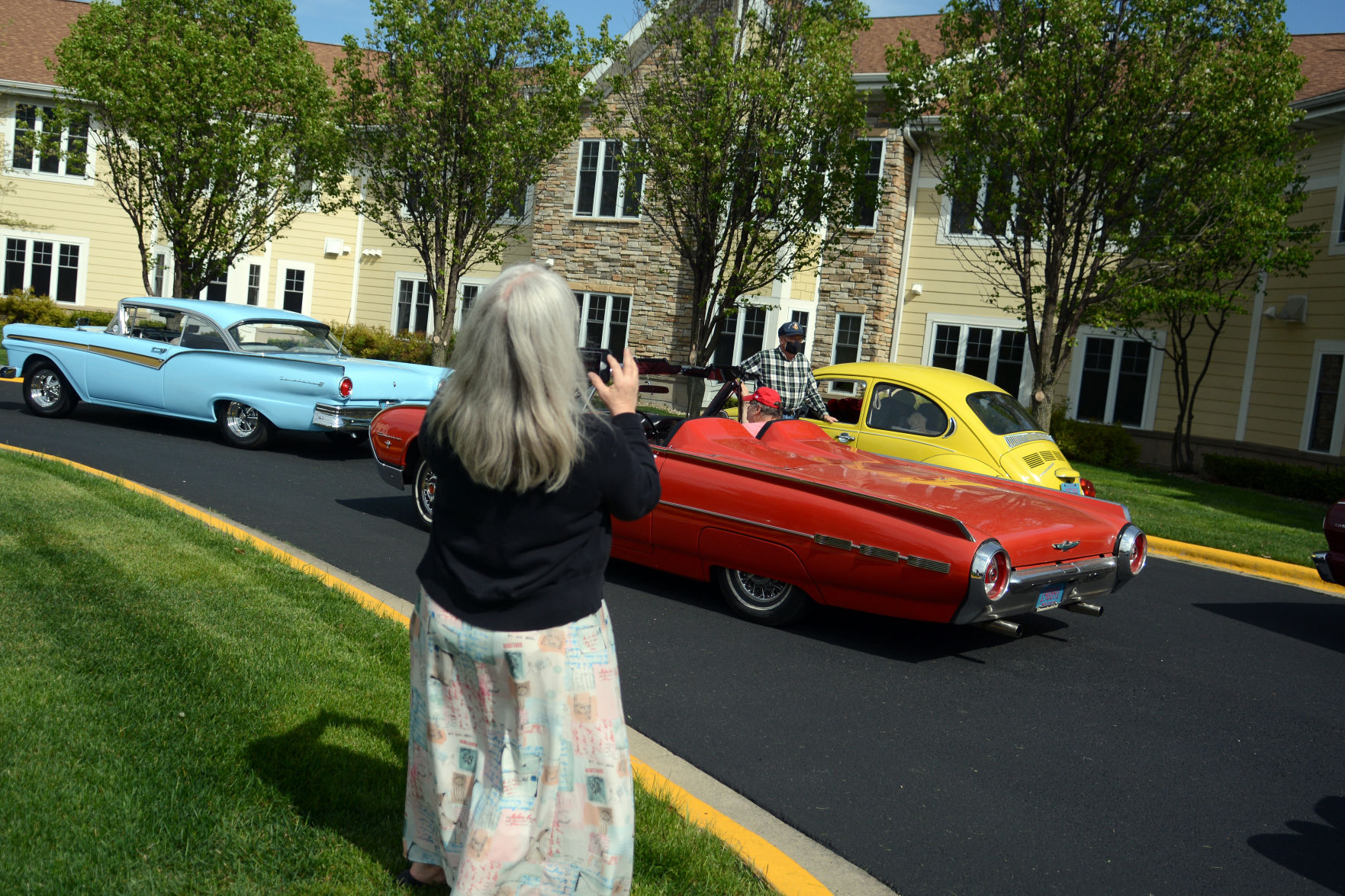Oak Park Place classic car parade